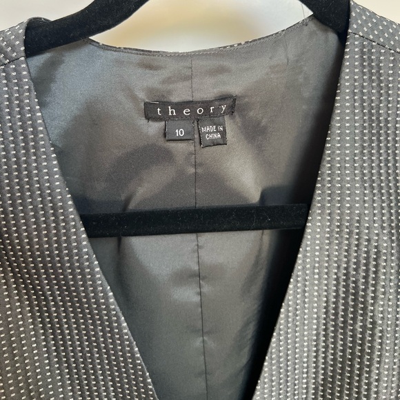 Theory Deanne Black Gray Metallic Printed Dress Jumper (6) - Picture 3 of 3